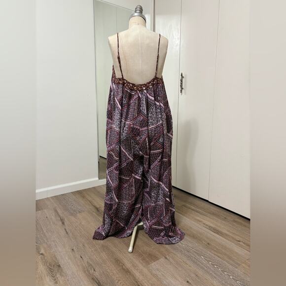 Kori Women's Purple Floral Bohemian Sleeveless Wide Leg Loose Fit Jumpsuit Small - Picture 4 of 9